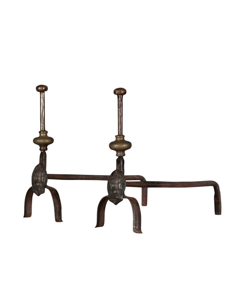 Maison Leon Van den Bogaert Eleganter französischer Feuerbock aus dem 17. Jahrhundert