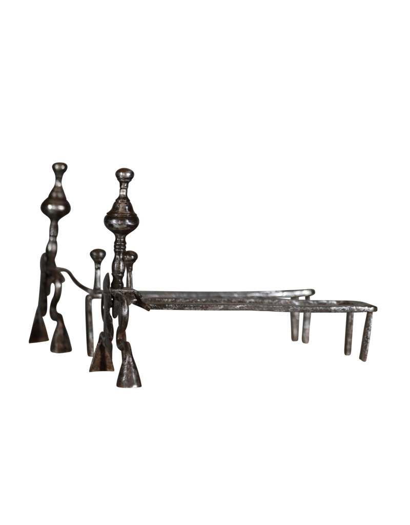 Hunter Andiron With Dear Feet