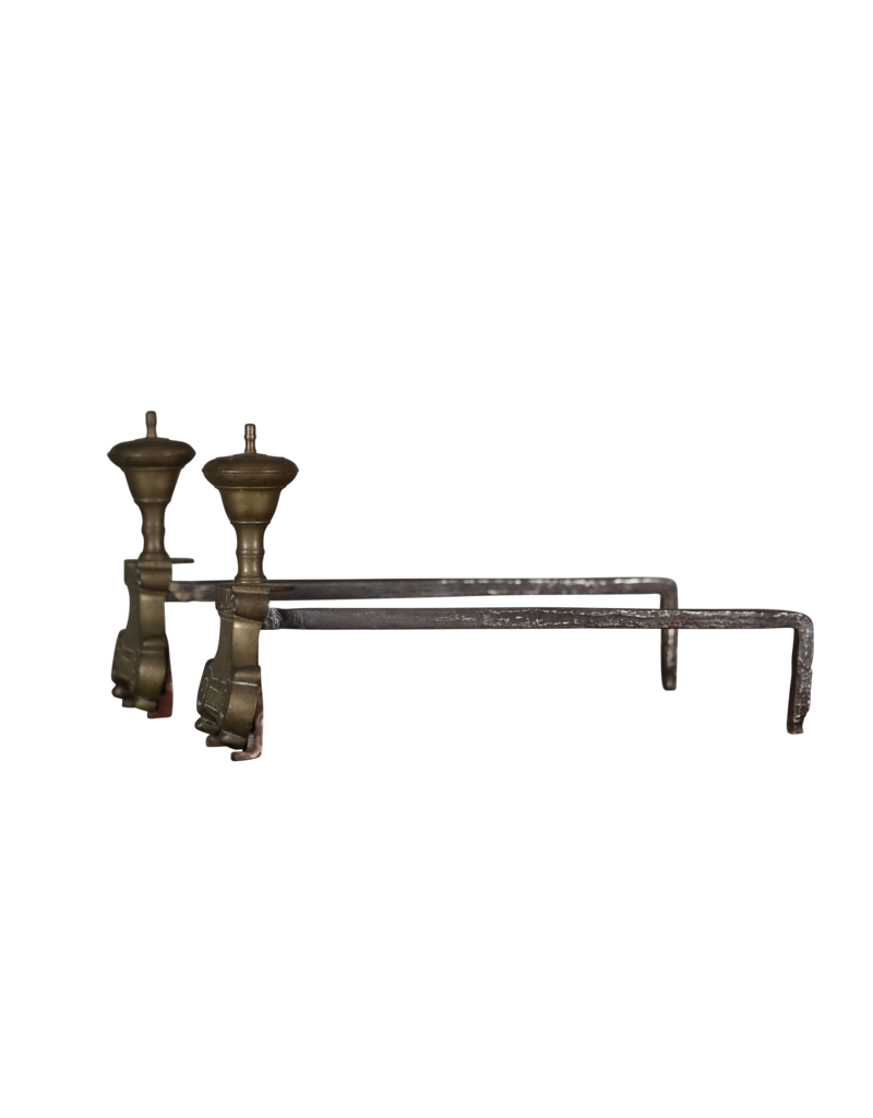 Maison Leon Van den Bogaert Objetos decorativos de latón antiguo para chimenea