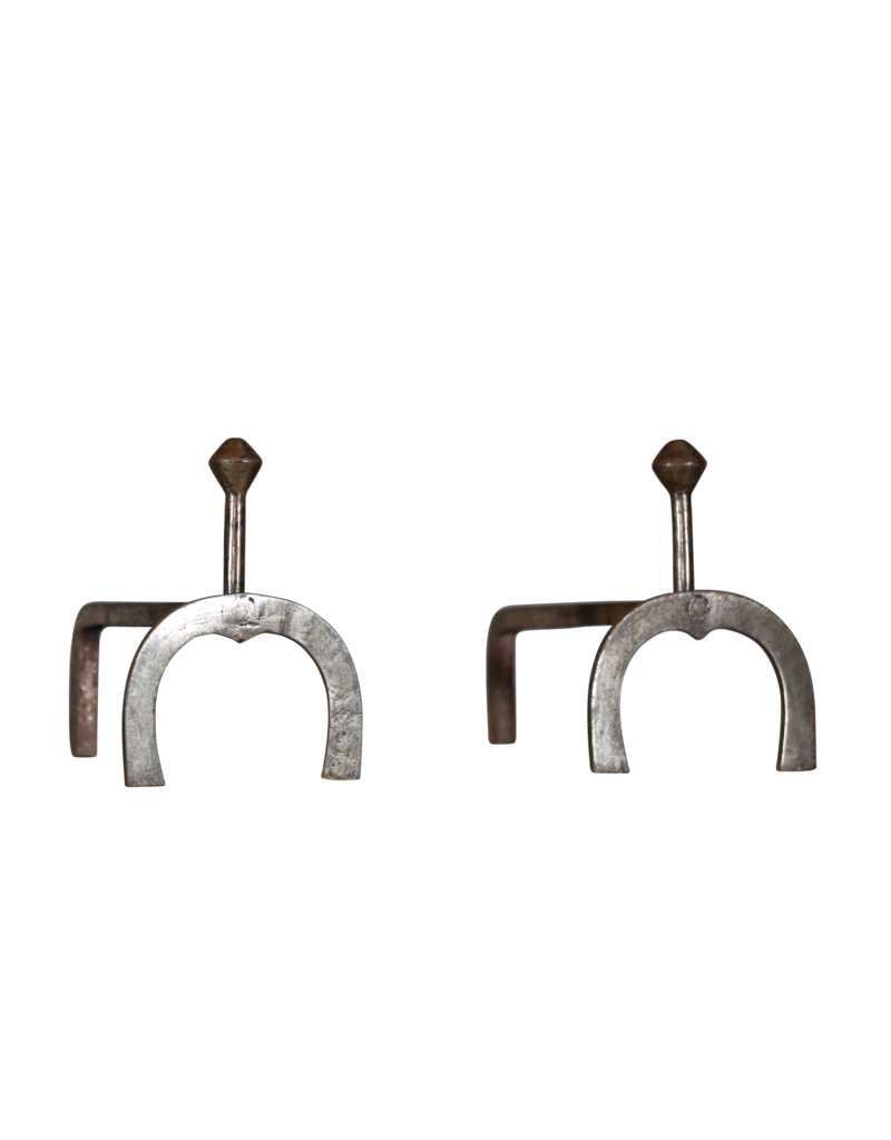 Maison Leon Van den Bogaert Antiker Feuerbock mit Hufeisenmotiv