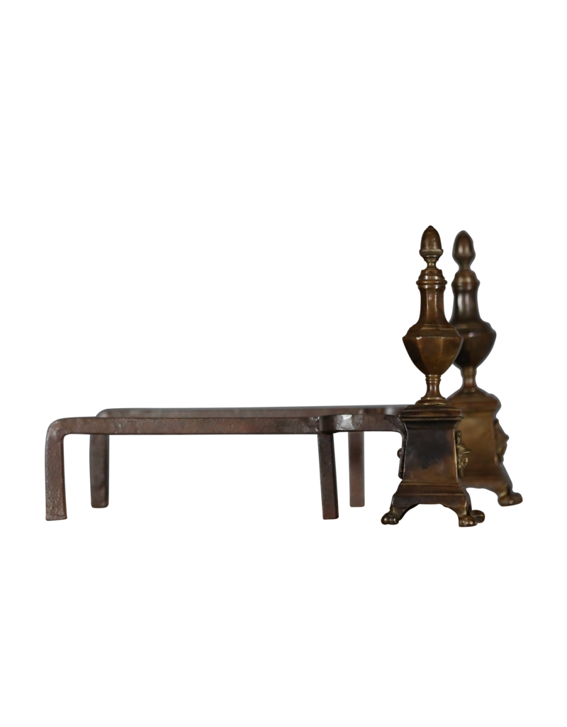 Maison Leon Van den Bogaert Chimenea Elegante Andiron En Latón