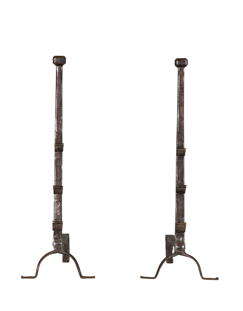 Maison Leon Van den Bogaert Eleganter französischer rustikaler Feuerbock
