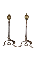 Maison Leon Van den Bogaert Período renacentista francés Andiron