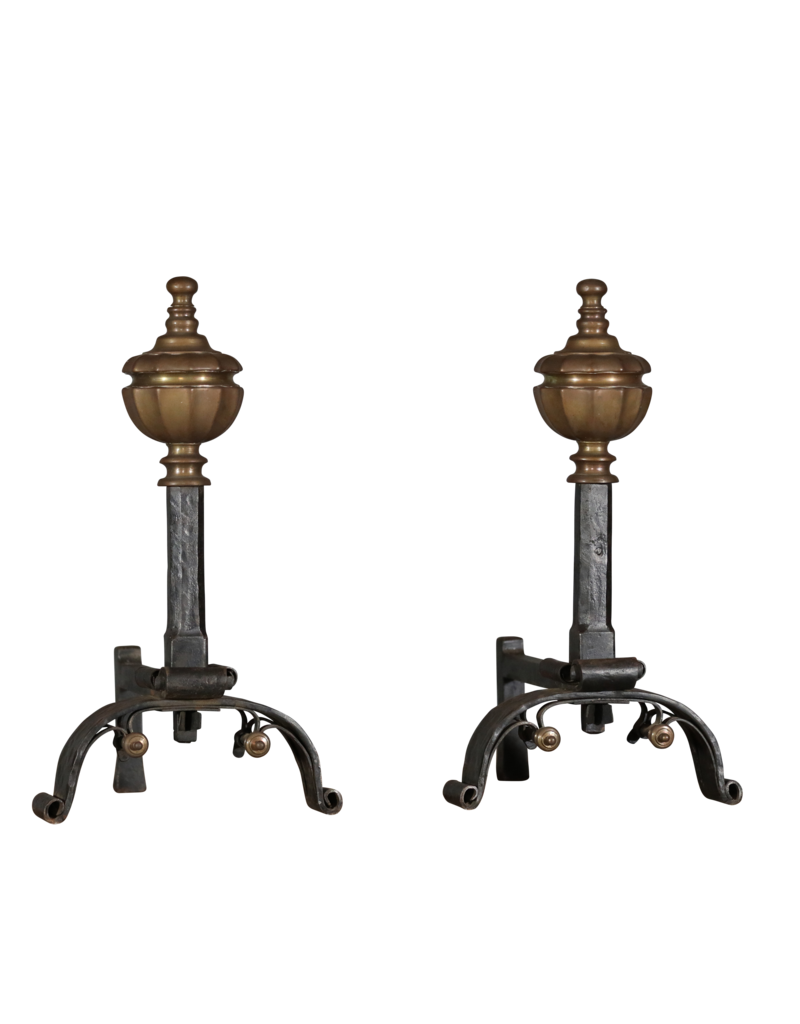 The Antique Fireplace Bank Solide Paar Andirons