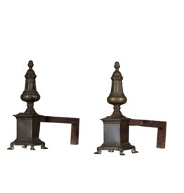 Maison Leon Van den Bogaert Objets Solides du XVIIIe Siècle Pour la Cheminée Décorative