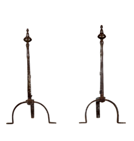 Maison Leon Van den Bogaert Paire De Chenêts D'Intérieurs Important