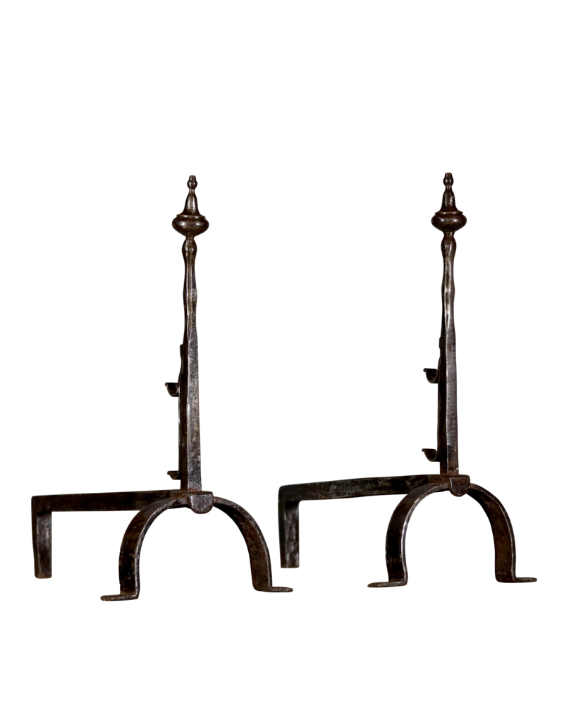 Maison Leon Van den Bogaert Groß Slow-Living Innenraumdesign Feuerbock