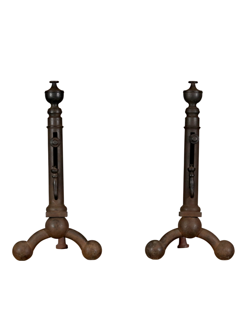 Maison Leon Van den Bogaert Groß Innenraumdesign Feuerbock