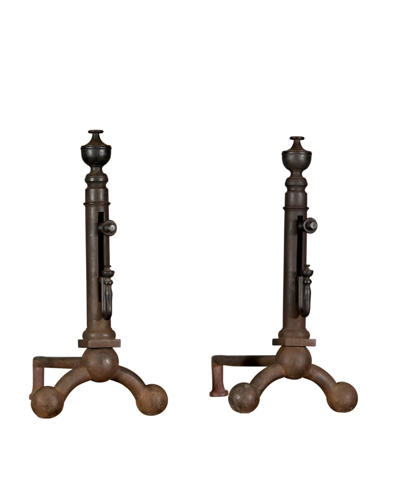 Maison Leon Van den Bogaert Groß Innenraumdesign Feuerbock
