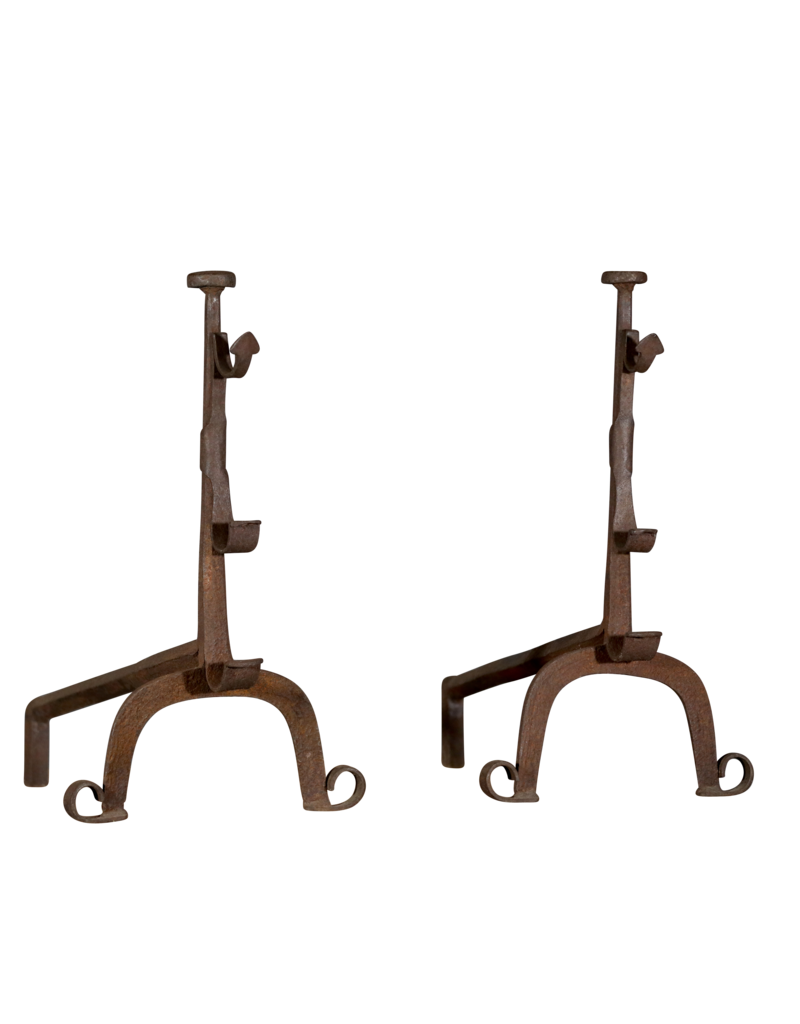 Objetos de chimenea rústica