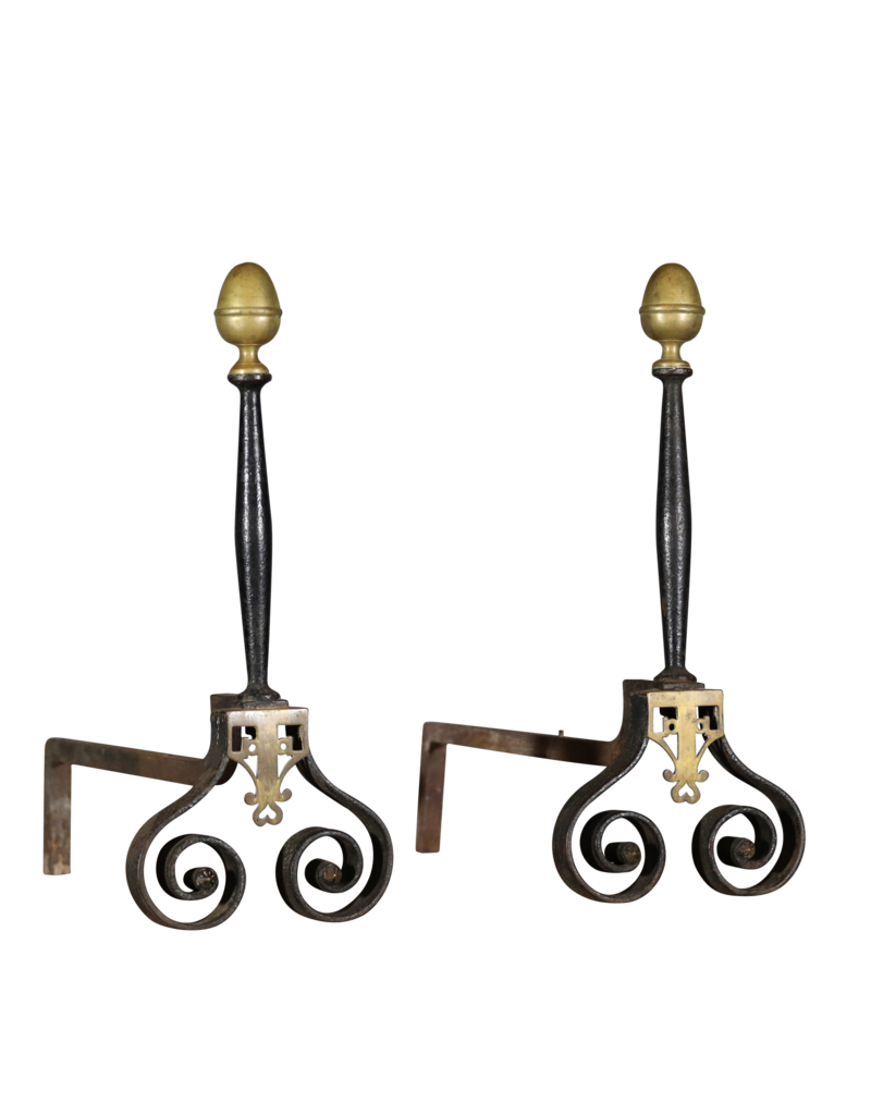 Maison Leon Van den Bogaert Massiver Feuerbock mit Messingdetails