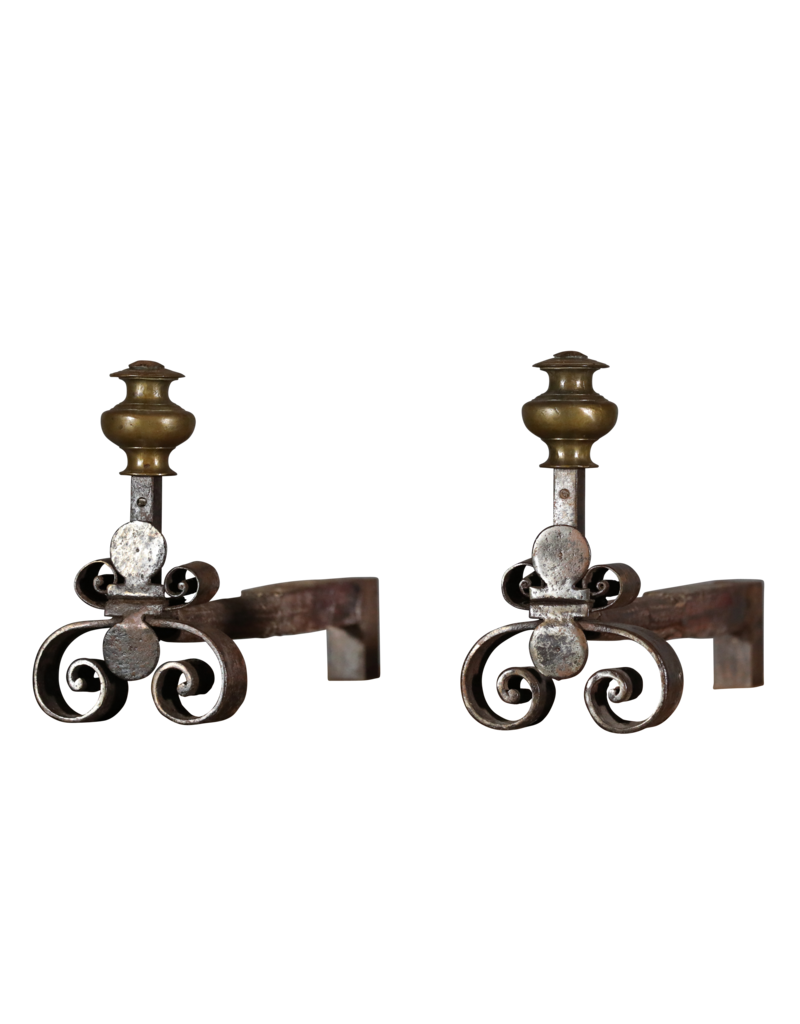 Maison Leon Van den Bogaert Objets De Cheminée Ornementale Renaissance