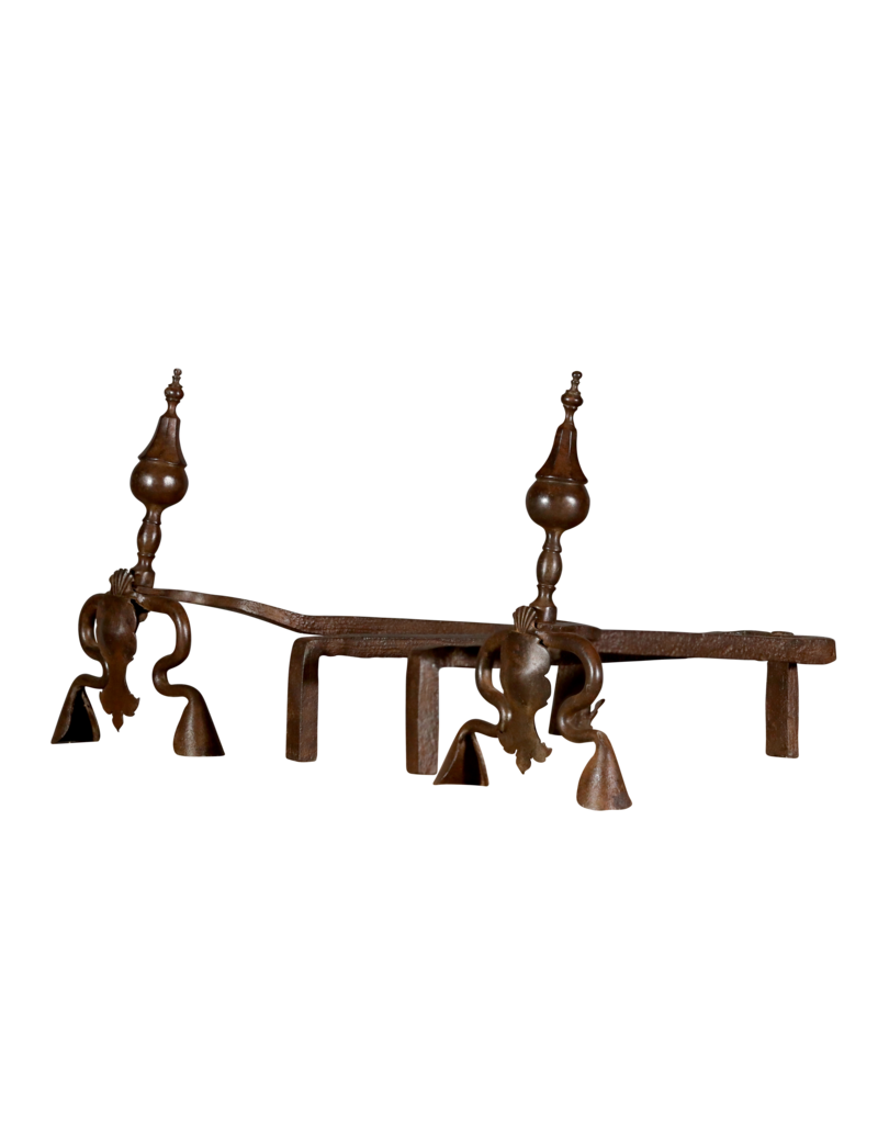 Hunter Andiron With Deer Feet