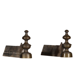 Maison Leon Van den Bogaert Zeitloser klassischer französischer Andiron