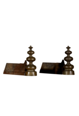 Zeitloser klassischer französischer Andiron
