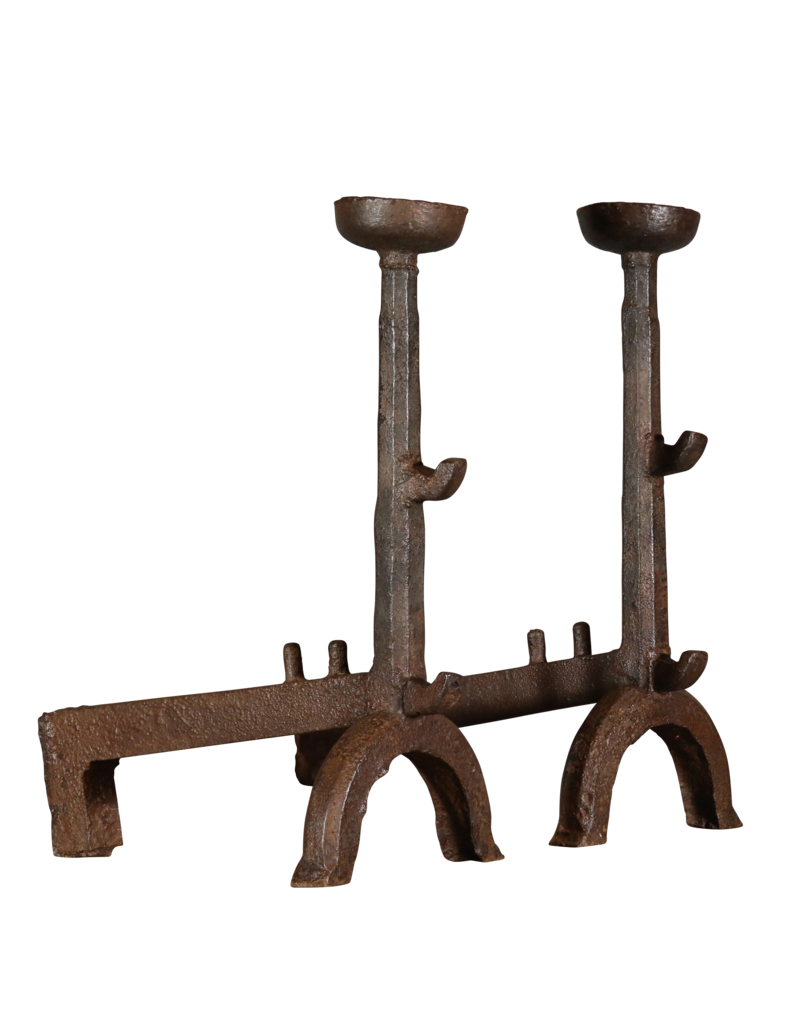 Mittelalterliches Gusseisen Andiron