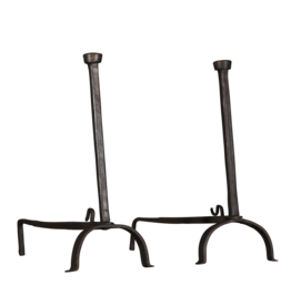 Elegante hierro androide francés