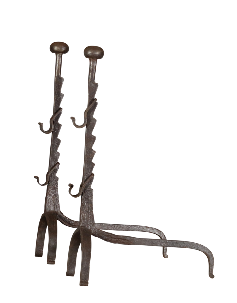 Andiron Rústico Del Período Del Siglo XVII