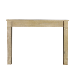 Maison Leon Van den Bogaert Manteau De Cheminée En Pierre Large Et Intemporel