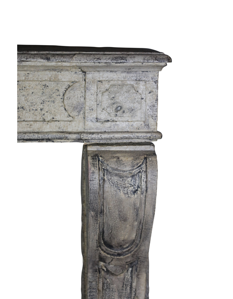 Maison Leon Van den Bogaert Cheminée Décorative Robuste Avec Patine