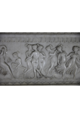 Maison Leon Van den Bogaert Jardinera De Mármol Blanco Con Bajorrelieve