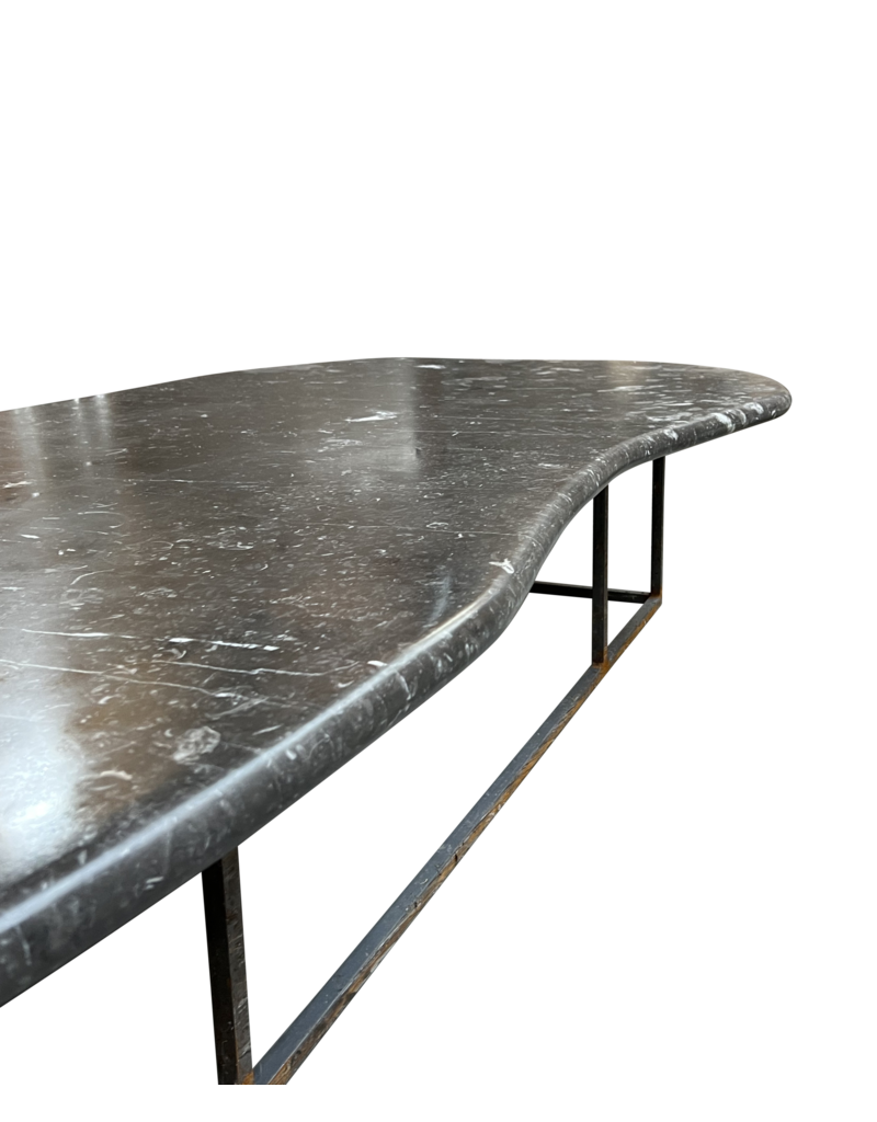 Maison Leon Van den Bogaert Out-Of-Line Platte Aus Grauem Marmor