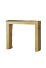 Maison Leon Van den Bogaert Kleine Vintage-Kaminumrandung aus Stein