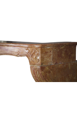Maison Leon Van den Bogaert Chimenea De Piedra Para Un Interior De Edición Limitada