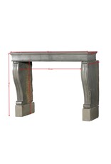 Maison Leon Van den Bogaert Elegante 19E-Eeuwse Franse Hardstenen Schouw Mantel