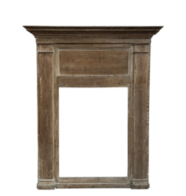 Maison Leon Van den Bogaert Kamin Verkleidung Aus Kiefer