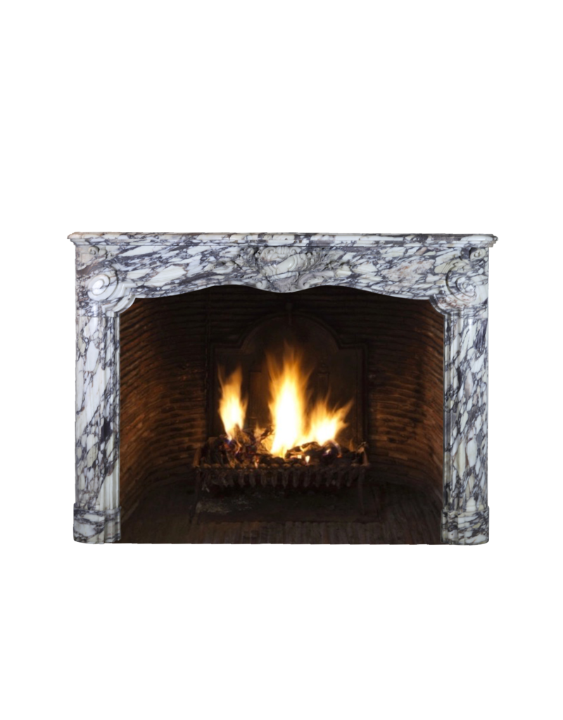 Maison Leon Van den Bogaert Feiner französischer Régence-Kamin aus Marmor
