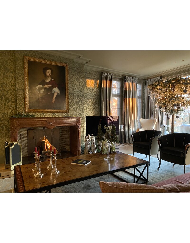 Maison Leon Van den Bogaert Italienische Kaminumrandung aus Stein