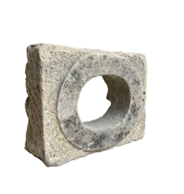 Maison Leon Van den Bogaert Authentic Provence Stone Ox Eye