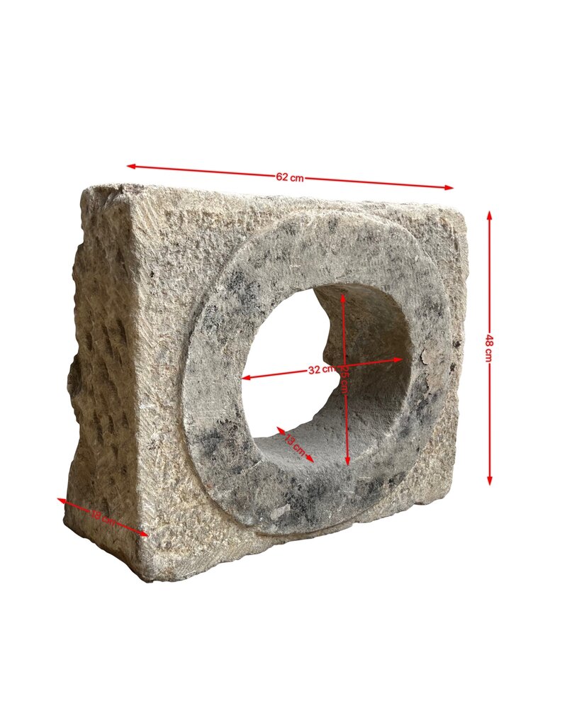 Authentisches wiedergewonnenes Baumaterial aus der Provence oder Stein-Ochsenauge