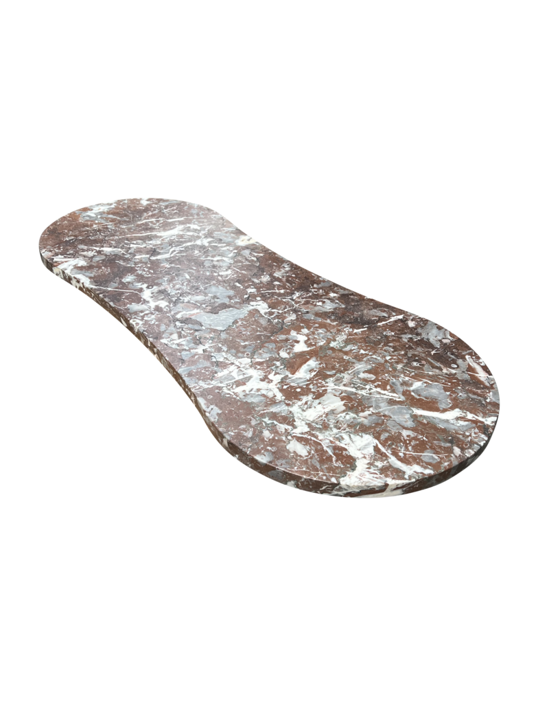 145 cm lange Marmortischplatte in unregelmäßiger Form