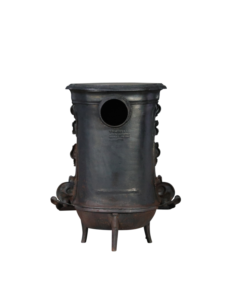 Französischer Gusseisenofen - Antike Kamine Bank