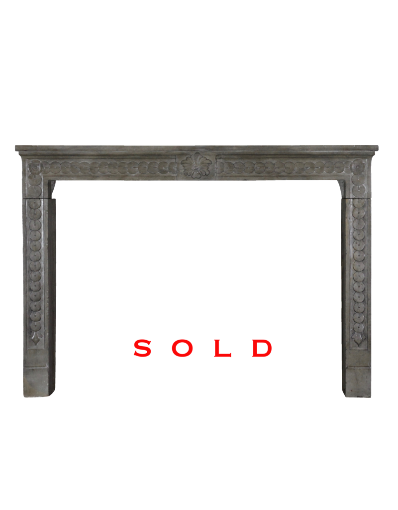 Maison Leon Van den Bogaert Antique Fireplaces & Vintage Architectural Elements Französischer Statement-Kamin aus grünem Stein