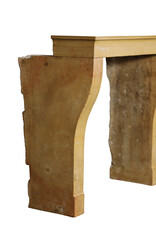 Maison Leon Van den Bogaert Eleganter französischer Steinkamin