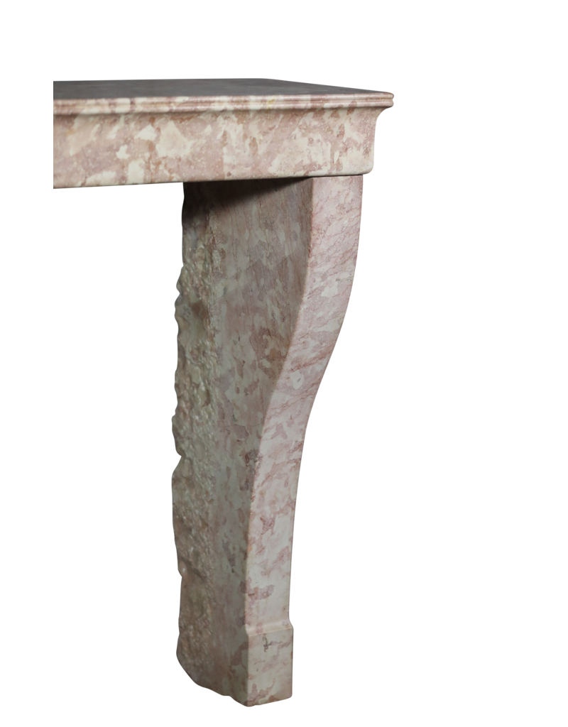 Marco de chimenea vintage de piedra rosa de Borgoña