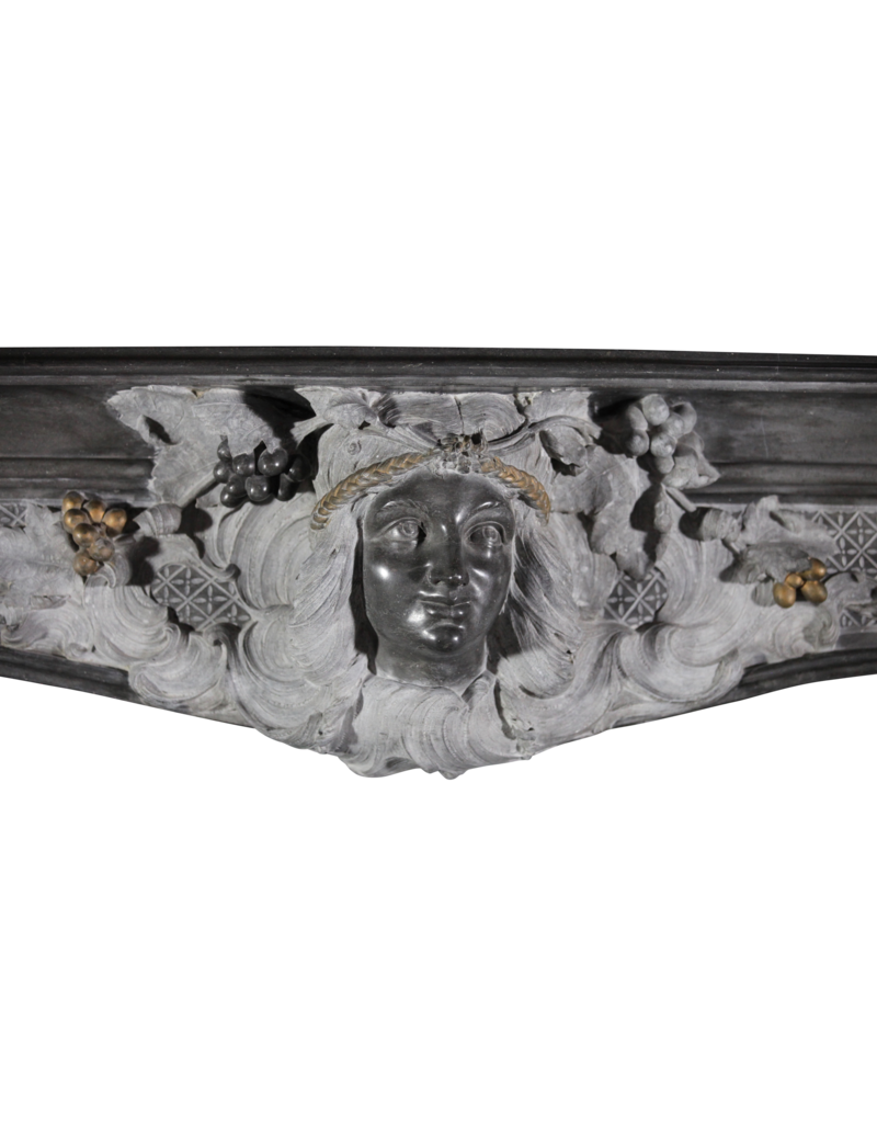 Uitzonderlijke 19e-eeuwse Schouw - Gebeeldhouwd Vrouwenhoofd - Druivenornamenten - Rijke Patina