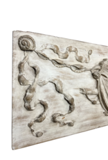Maison Leon Van den Bogaert Panel De Madera Con Atributos Marítimos