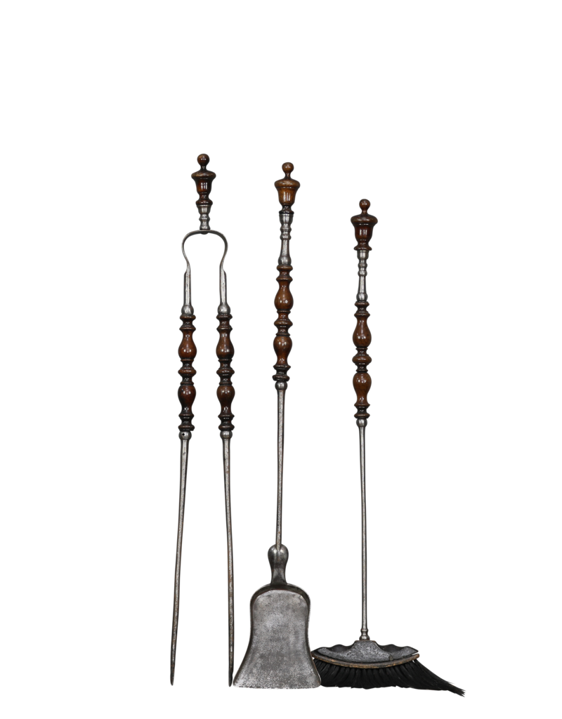 Exceptional Fireplace Tool Ensemble Of 4 Pieces