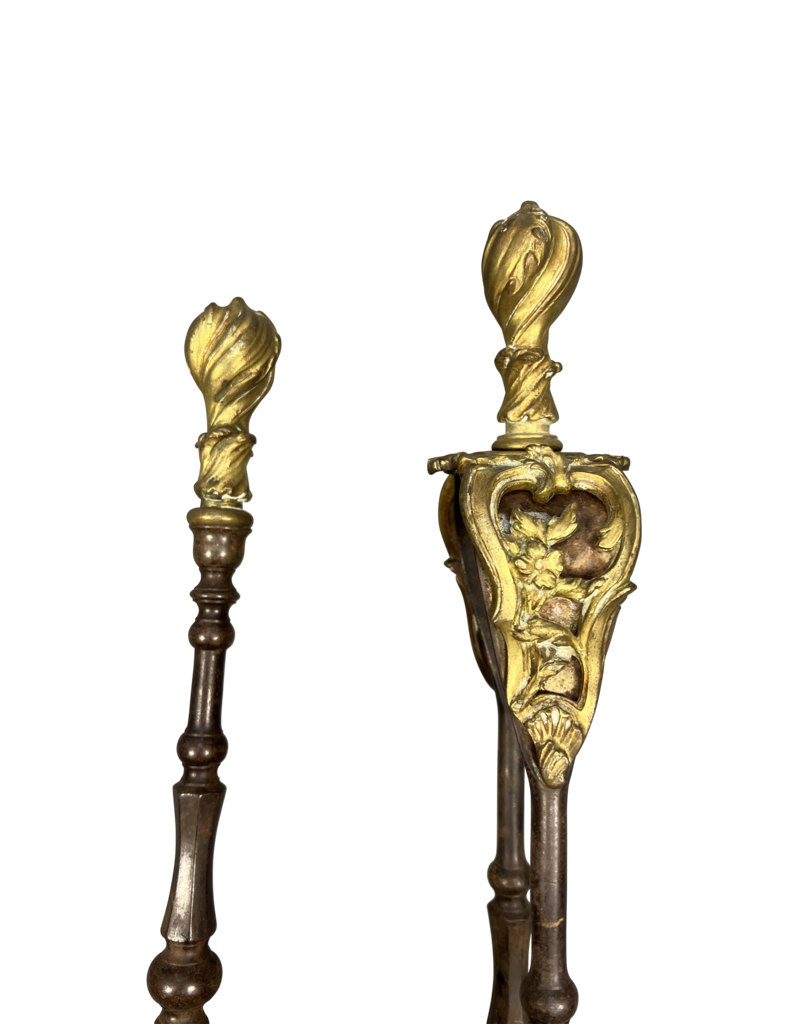 Maison Leon Van den Bogaert Regency-Periode Chateau Fireplace Tool Ensemble Uit Frankrijk