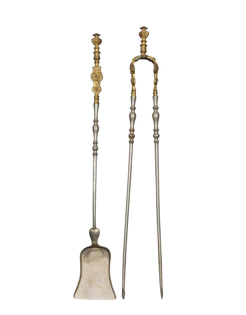 Maison Leon Van den Bogaert Ensemble D'outils Au Coin Du Feu Pour Un Design D'intérieur Riche Et Opulent