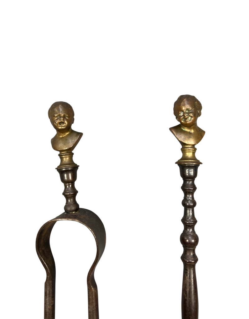 Maison Leon Van den Bogaert Außergewöhnliches luxus-Kamindekor-Kaminwerkzeug-set mit putten
