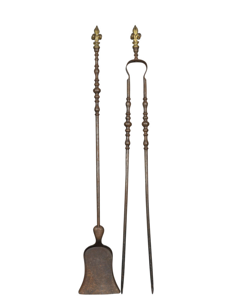 Maison Leon Van den Bogaert Französisches Kaminbesteck-set aus eisen mit fleur-de-lys-Details aus messing