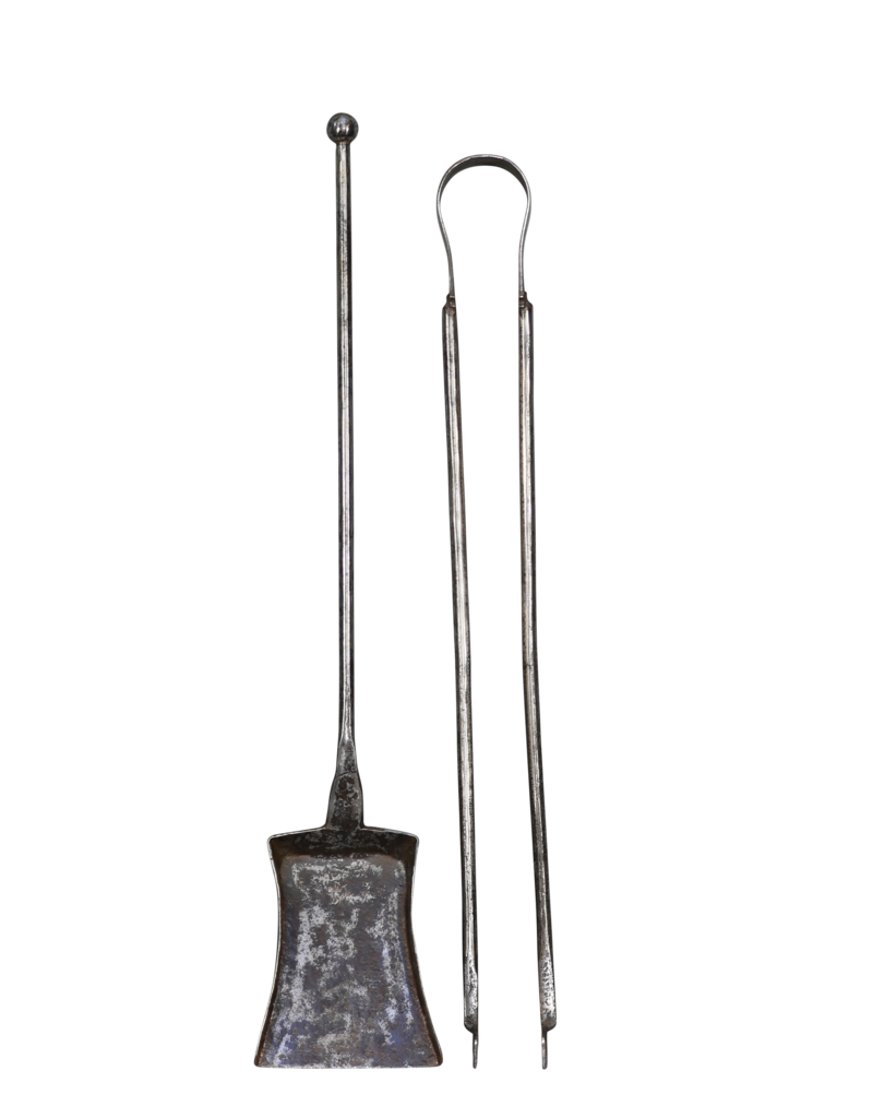 Maison Leon Van den Bogaert Juego De Herramientas Para Chimenea Francés Antiguo De Hierro Forjado Macizo, Siglo XVII