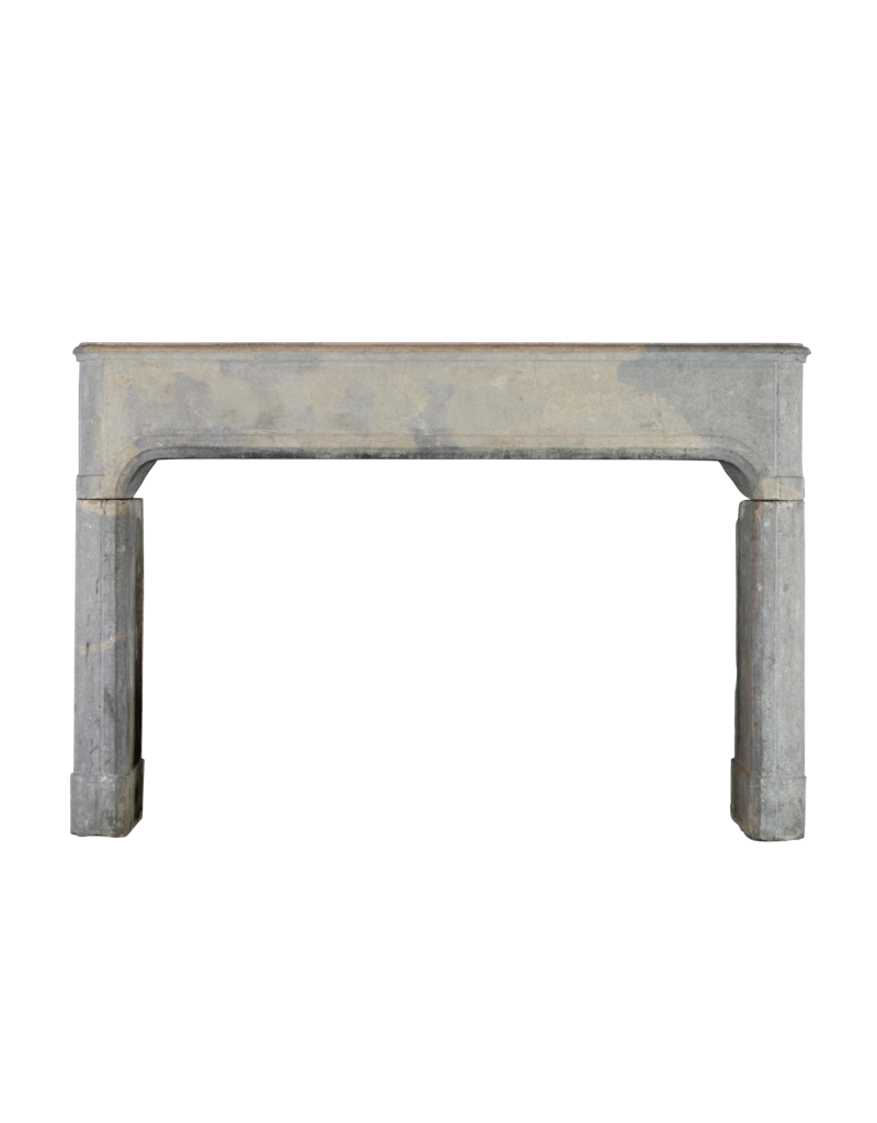 Grand 17Th Century Antique Fireplace Surround In Bicolor Hard Stone