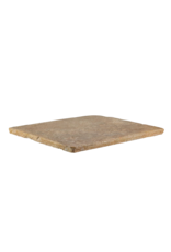Maison Leon Van den Bogaert Dalle De Pierre Brutaliste Pour Un Design De Table Basse À Vie Lente