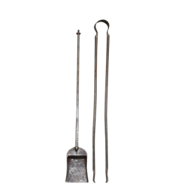 Maison Leon Van den Bogaert Outils De Cheminée En Fer Forgé Du XVIIe Siècle À Vie Lente